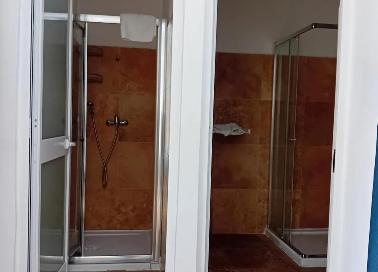 Follow The Sun Boutique Hostel - Pool, Breakfast & Sea Views San Ġiljan Malta