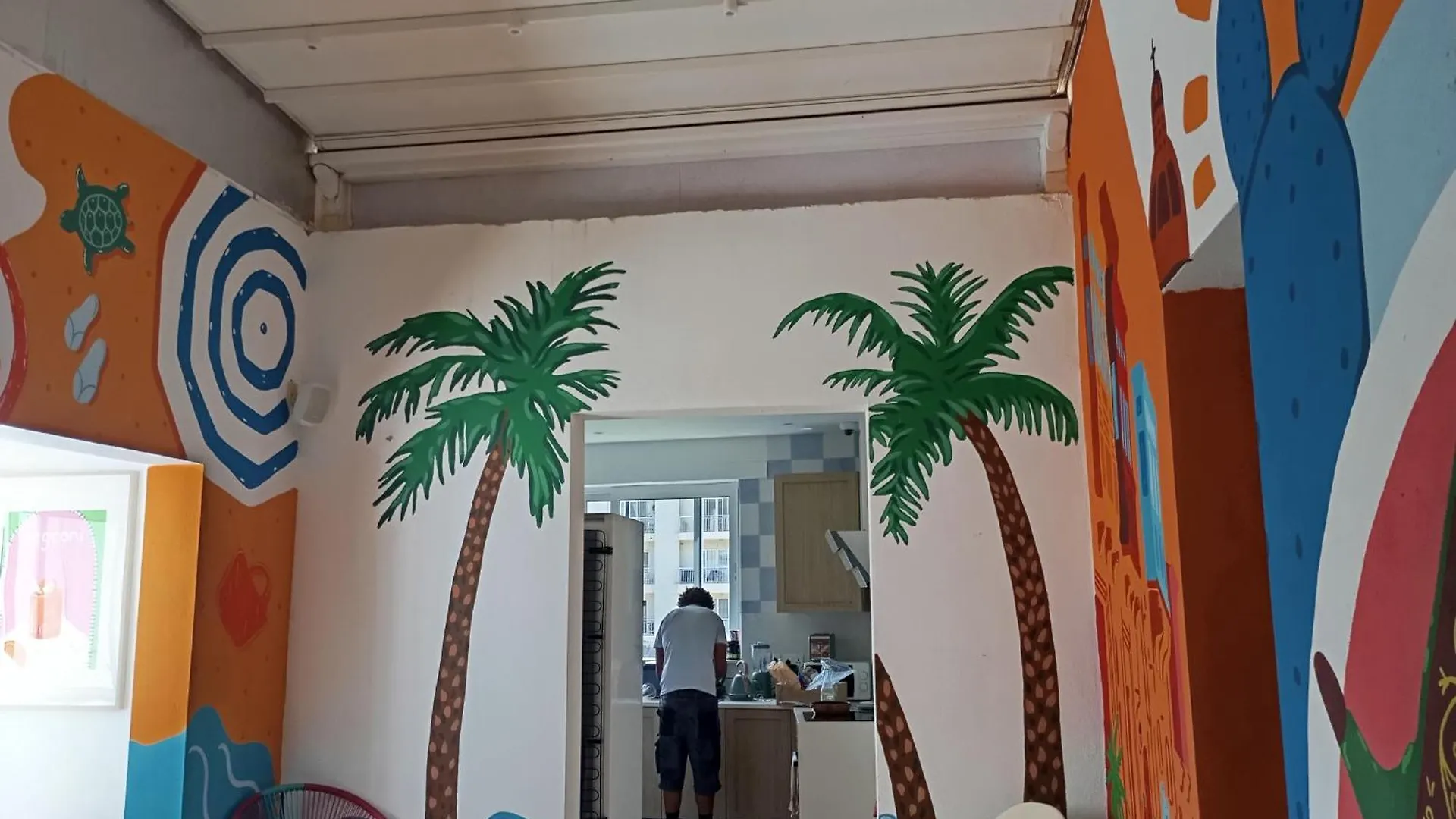 Follow The Sun Boutique Hostel - Pool, Breakfast & Sea Views San Ġiljan