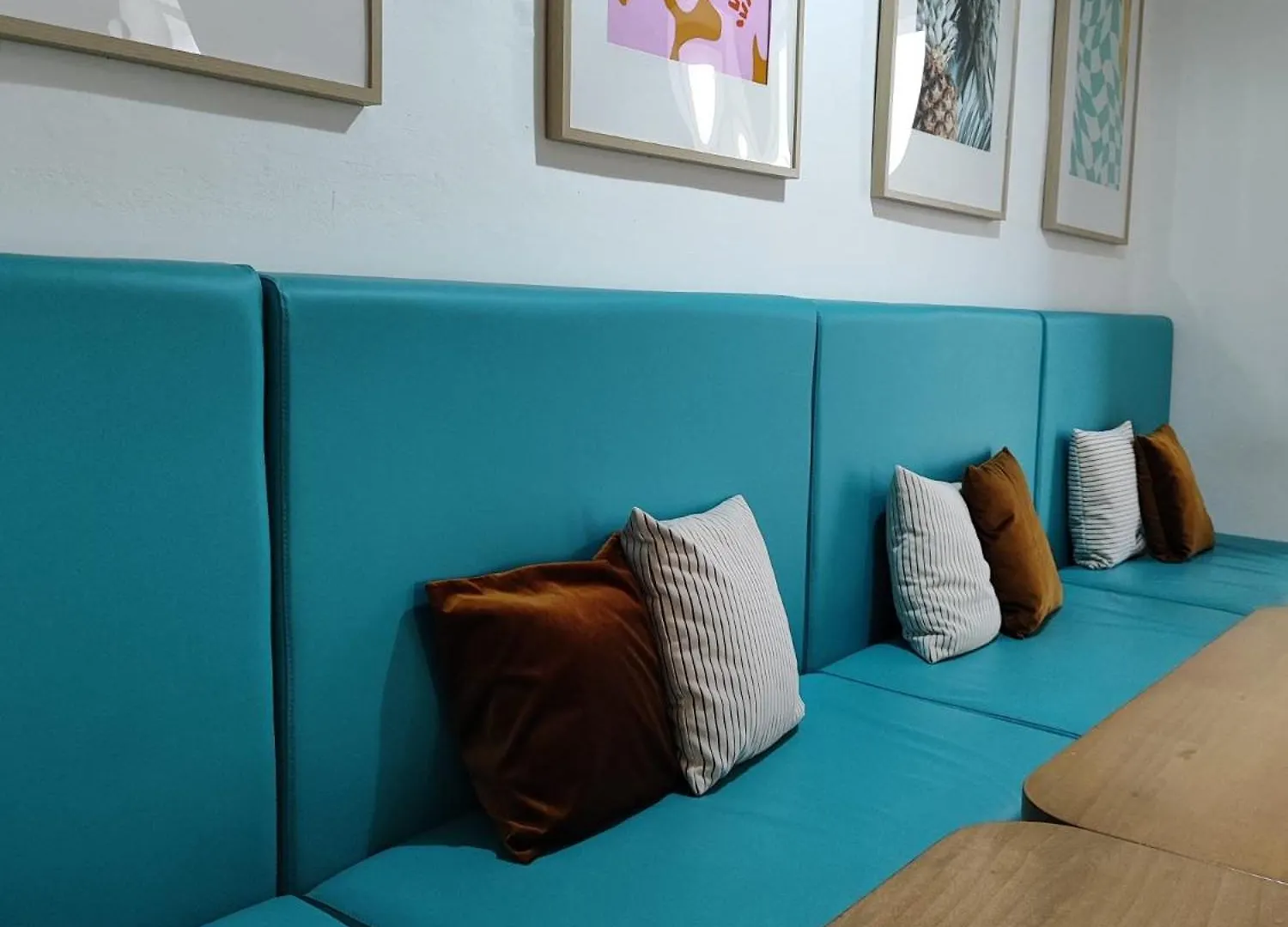 Follow The Sun Boutique Hostel - Pool, Breakfast & Sea Views Saint Julian's